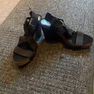 Black BCBGeneration espadrilles with stretch back